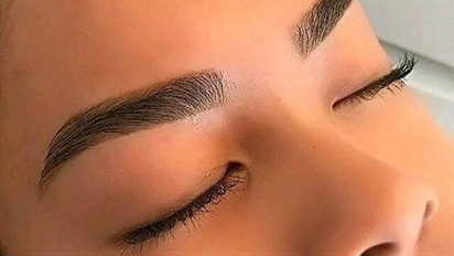 Consejos infalibles de maquillaje de cejas de larga duración para viajeros: ¡Lucirás impecable en cualquier aventura!