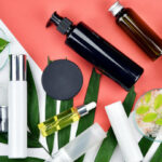 Descubre los beneficios de los envases compactos para productos de belleza